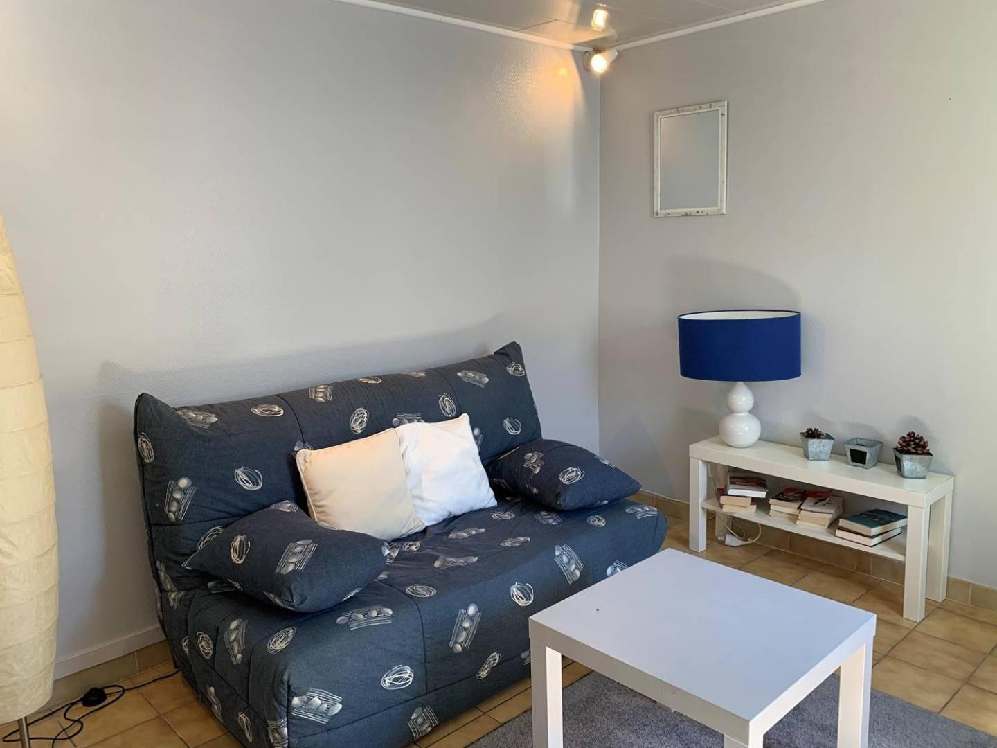 St Georges De Didonne - Agreable Petite Maison Avec Cour - 1 Chambre Сен-Жорж-дьо-Дидон Екстериор снимка